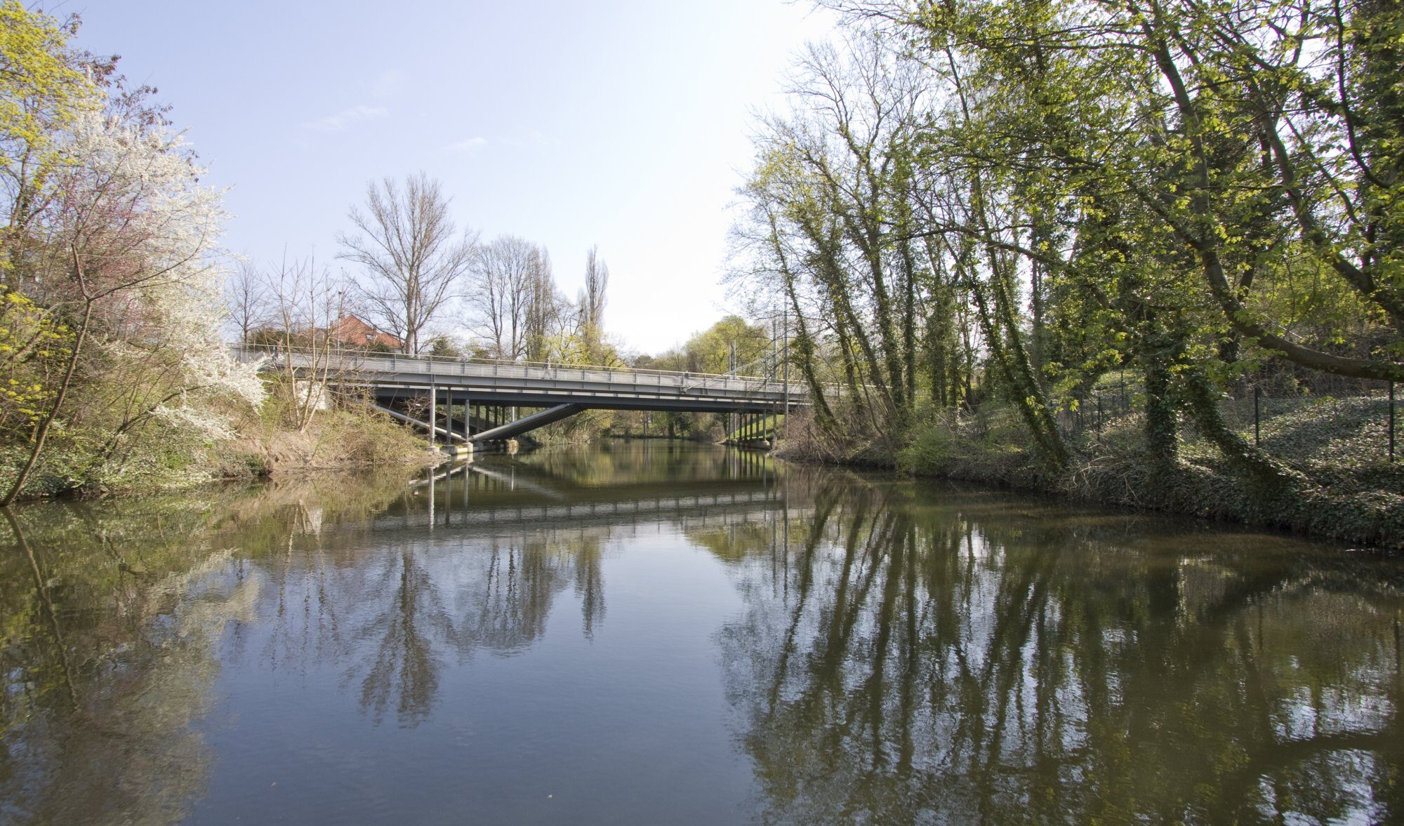 Petritorbrücke, Südansicht, 2010 (Wird bei Klick vergrößert)