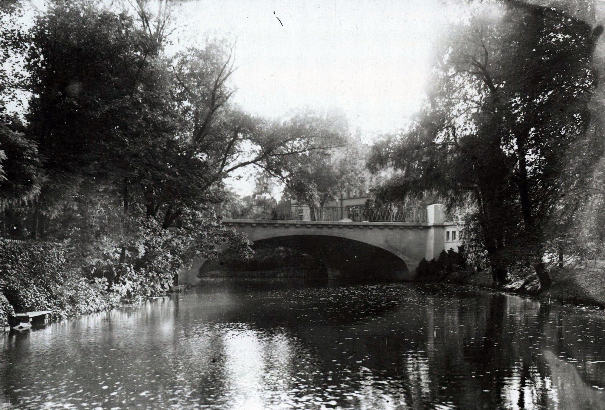 Steintorbrücke, Nordansicht, um 1915 (Wird bei Klick vergrößert)