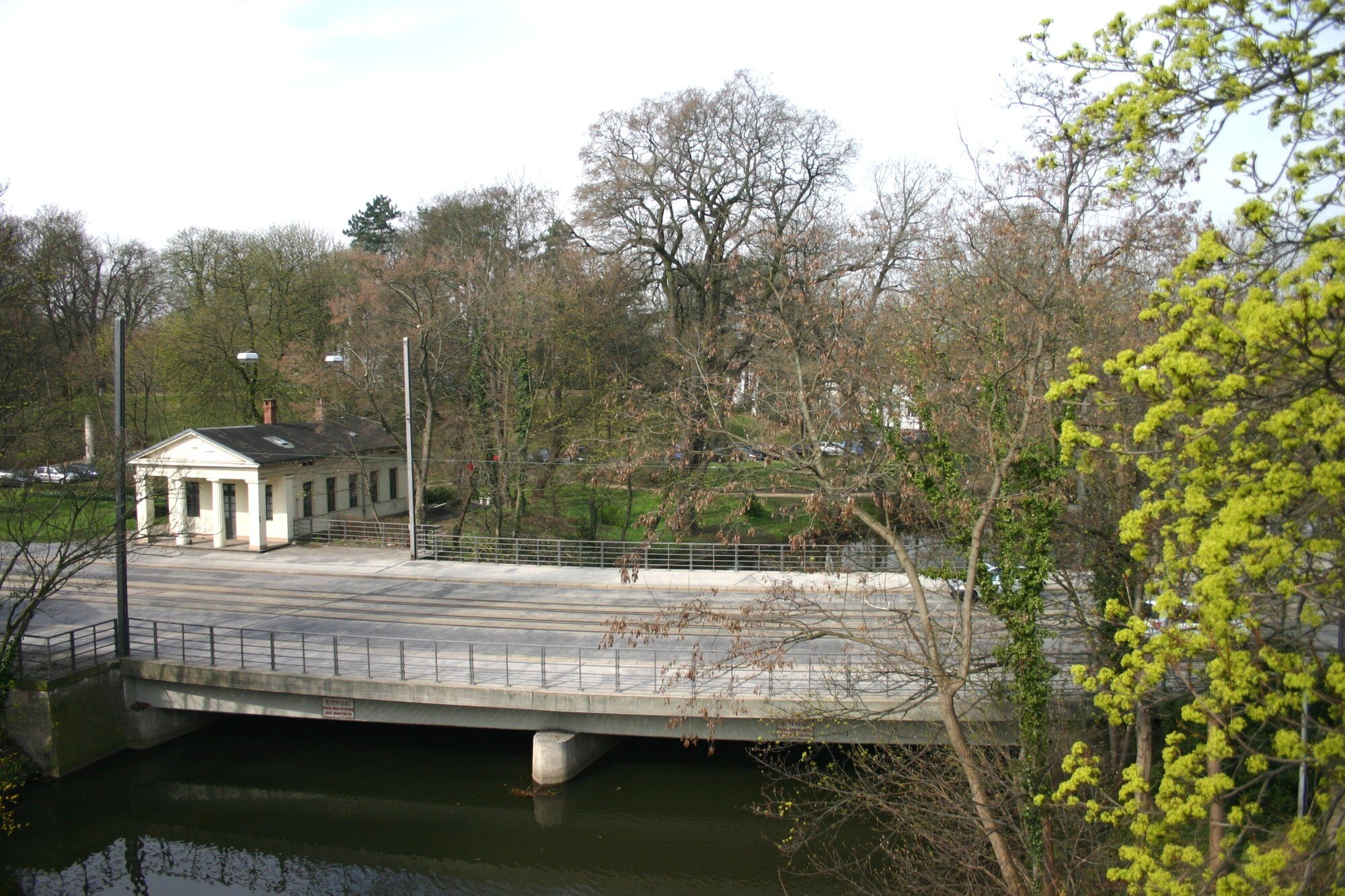 Wendentorbrücke, Ostansicht, 2010 (Wird bei Klick vergrößert)