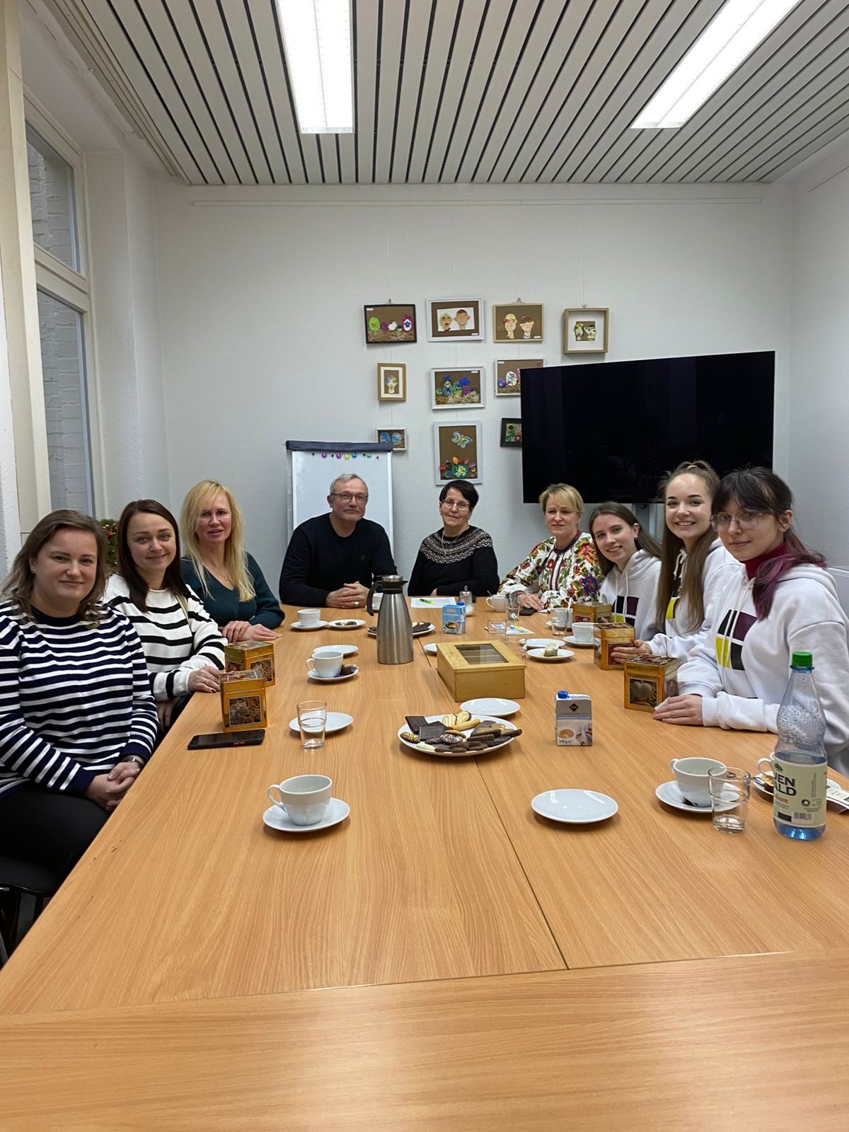 Treffen mit Mitgliedern des Vereins Freie Ukraine Braunschweig. (Wird bei Klick vergrößert)