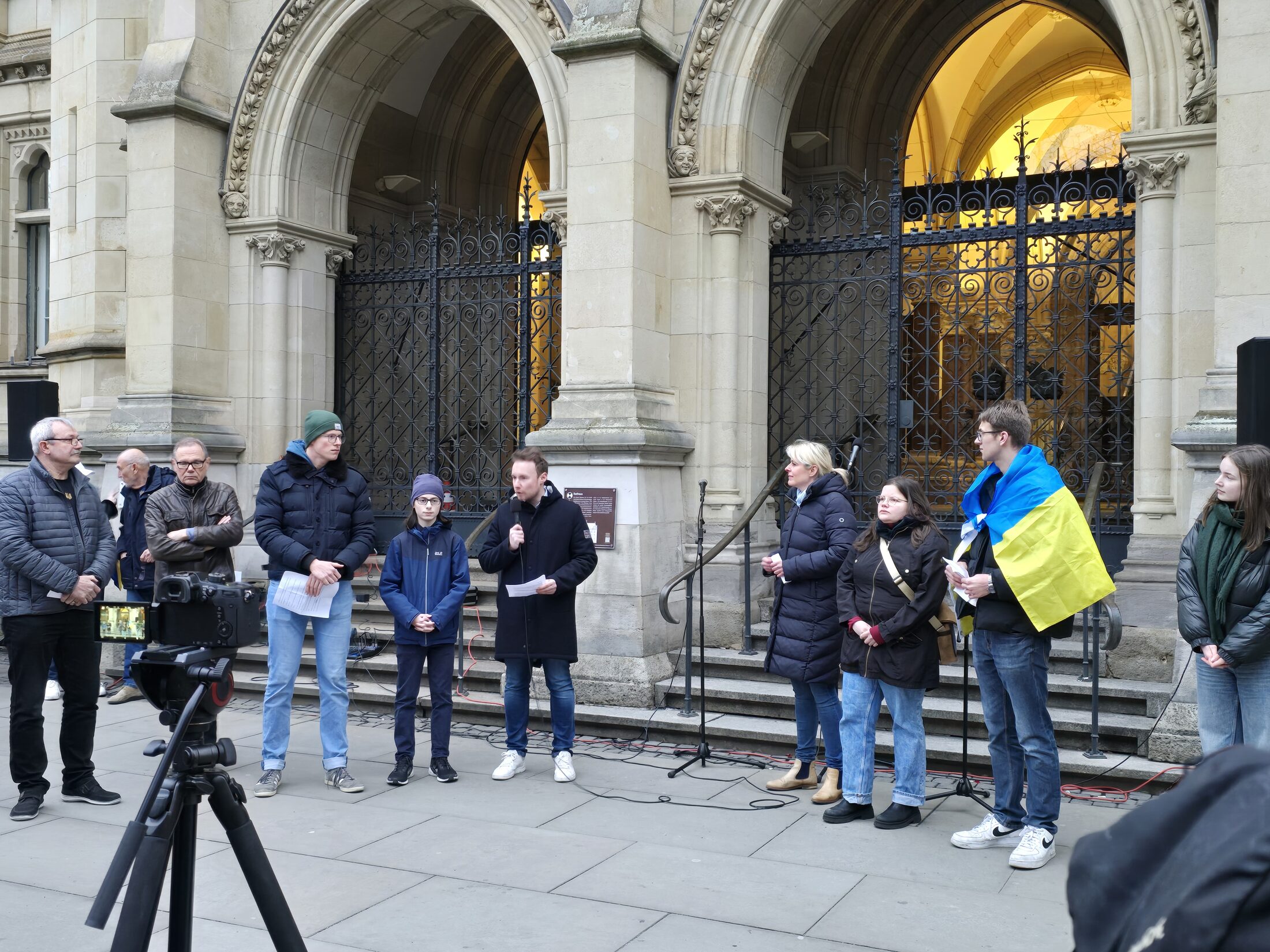 Redebeiträge während der Kundgebung. (Wird bei Klick vergrößert)