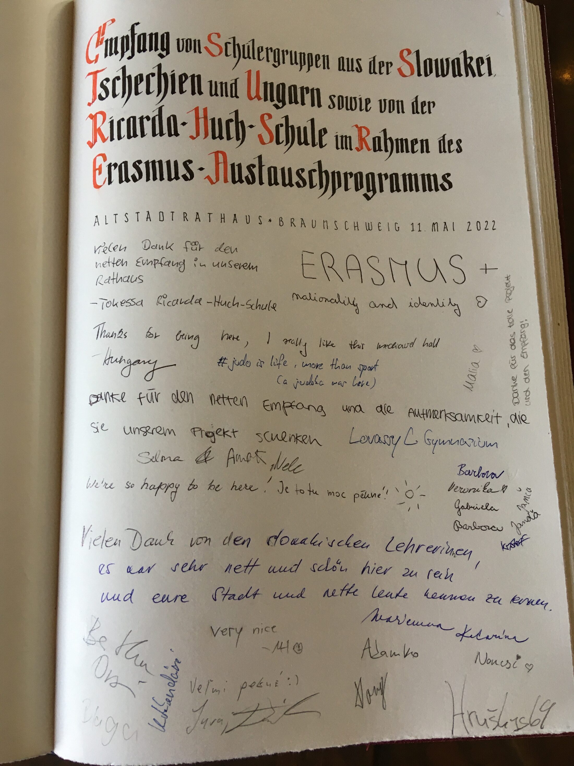 Seite aus dem Gästebuch (Wird bei Klick vergrößert)