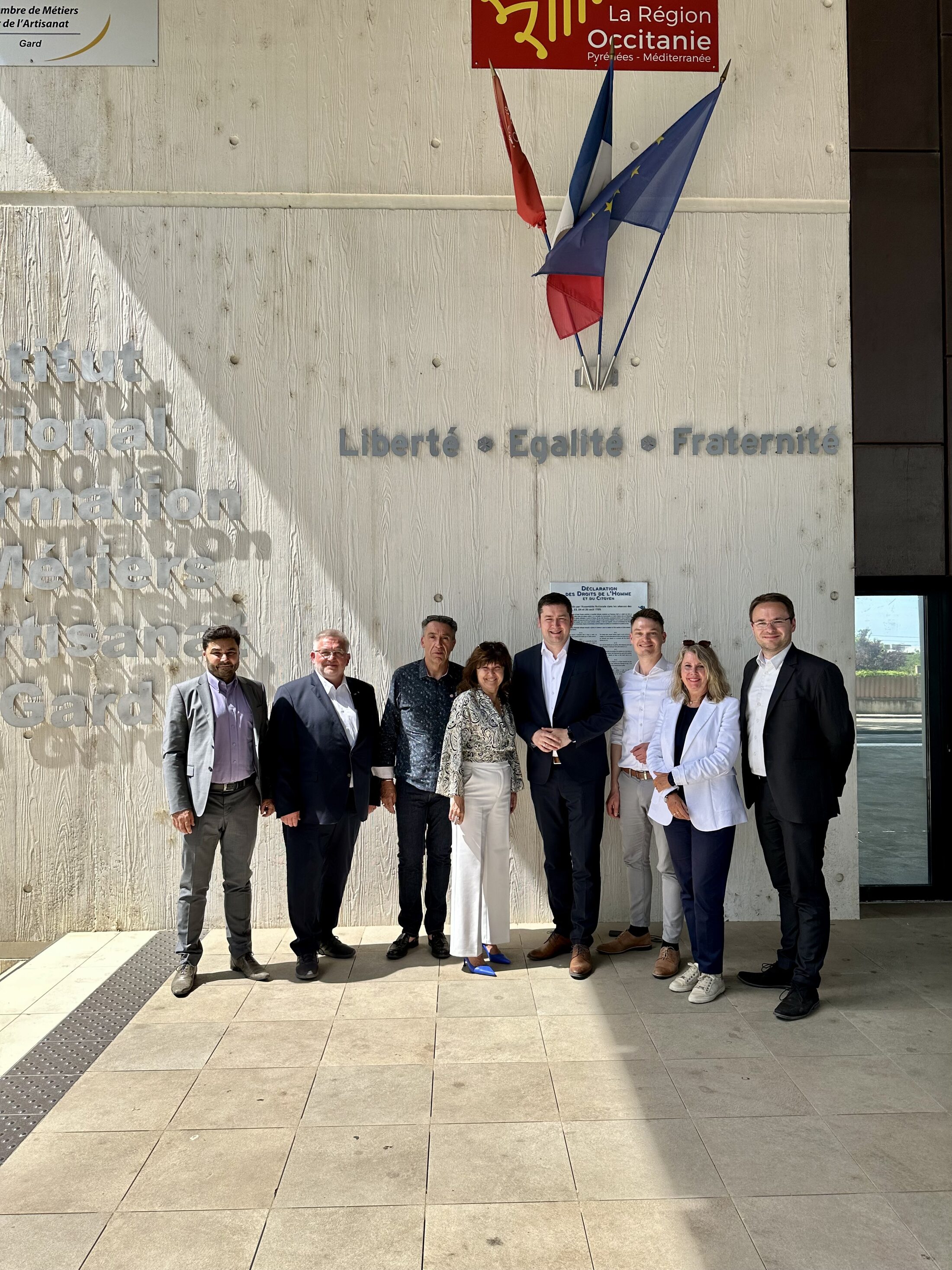 v.l. n. r. Serge Martin von der Nîmer Handwerkskammer, Detlef-Bade und Eckhard Sudmeyer, Präsident der Handwerkskammer Braunschweig-Lüneburg-Stade, Régis Olagnier und Lenuta Bourghol-Napirica von der Nîmer Kammer, Dr. Thorsten Kornblum, Claas Merfort, Annette Schütze, Helge Böttcher (Zoom on click)