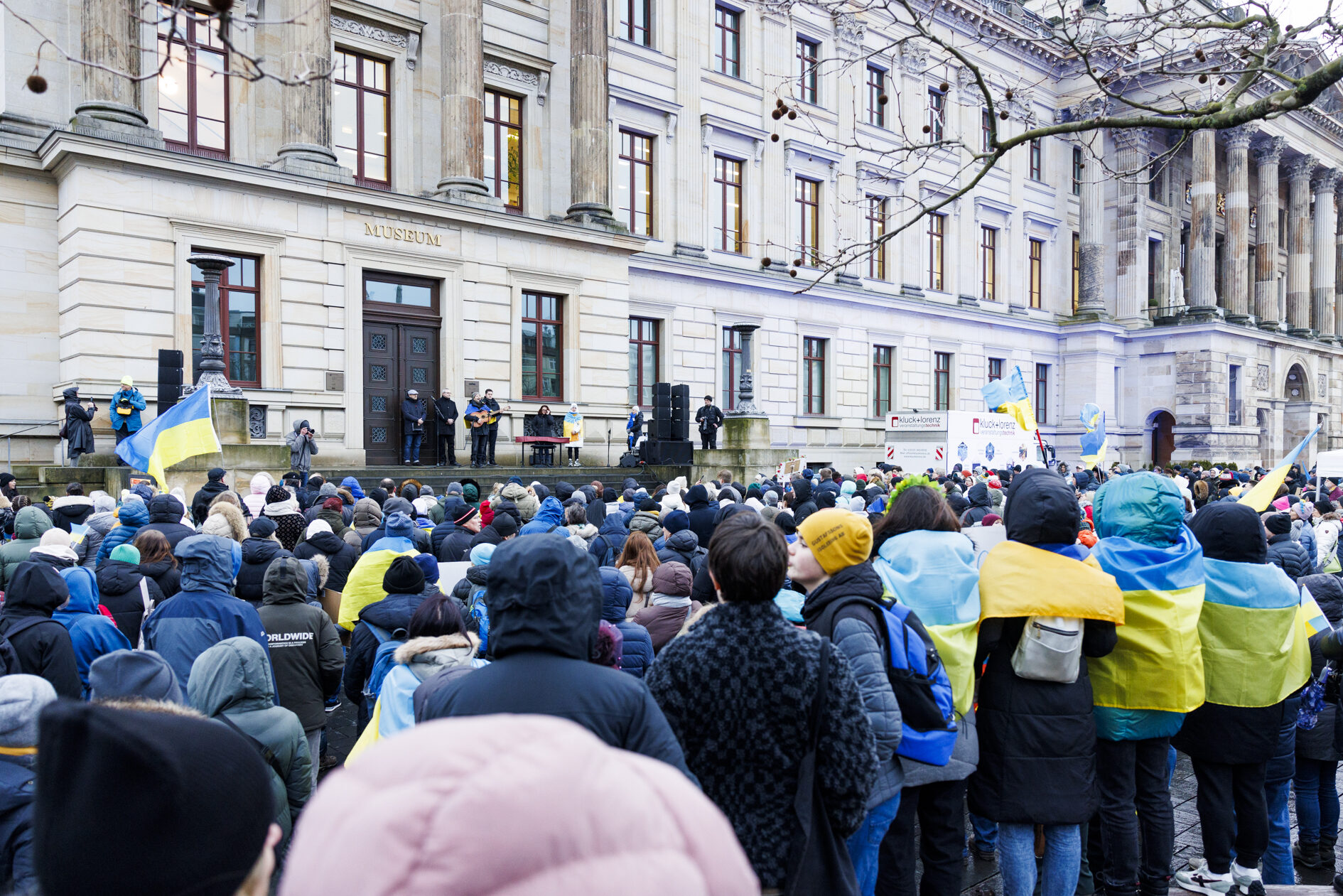 Friedensfest auf dem Schlossplatz. (Wird bei Klick vergrößert)