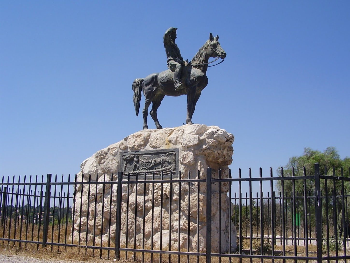 Alexander Zeid-Statue (Zoom on click)