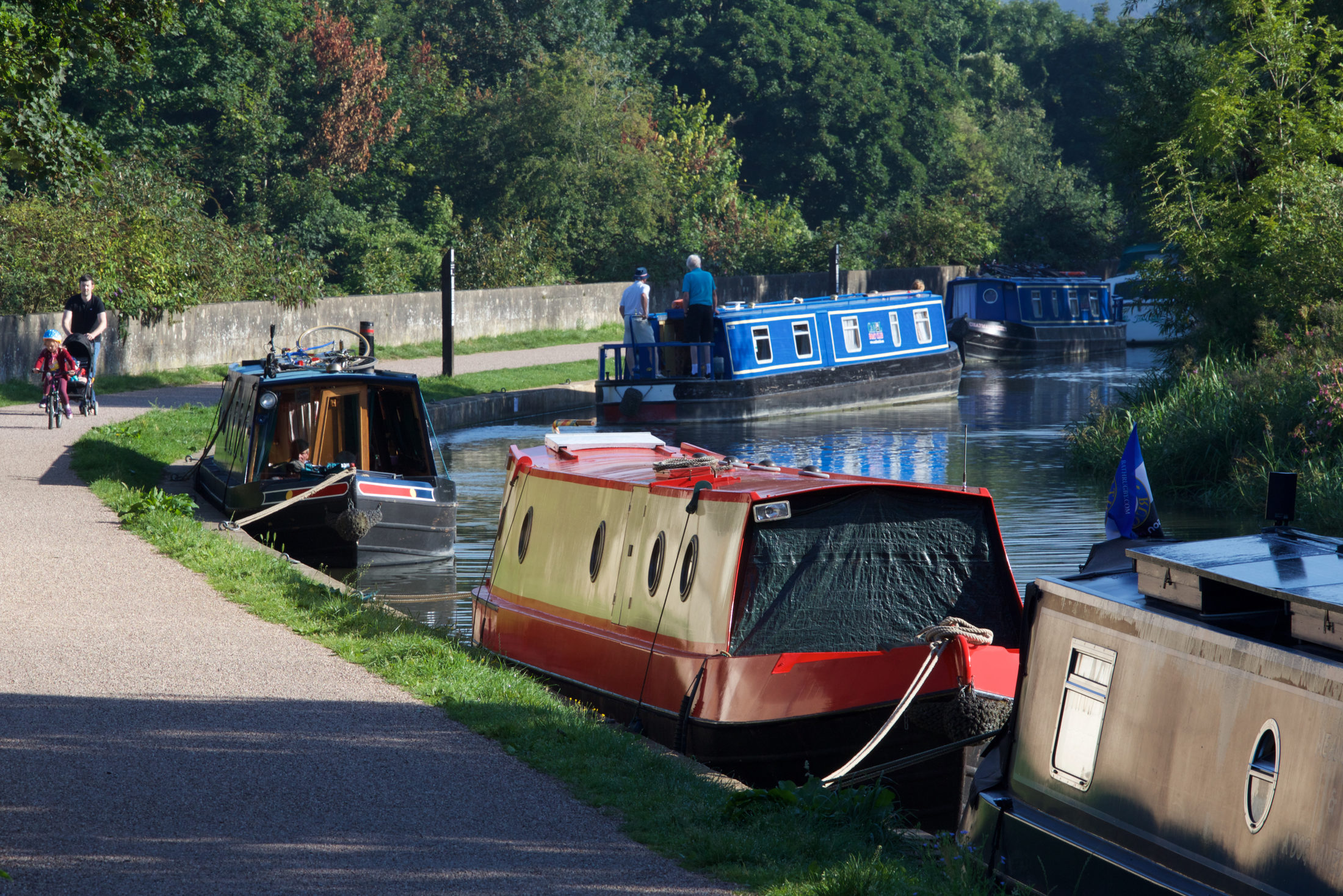 Boote auf dem Kanal (Zoom on click)