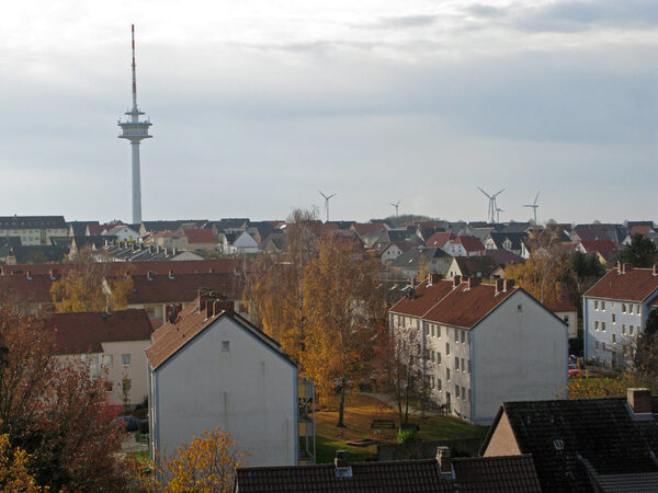 Blick vom Kirchturm Richtung Fernmeldeturm (Wird bei Klick vergrößert)