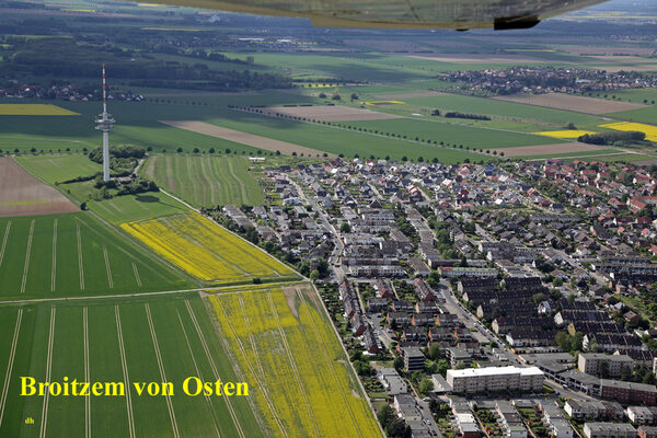 Broitzem von Osten zur Rapsblütezeit (Wird bei Klick vergrößert)