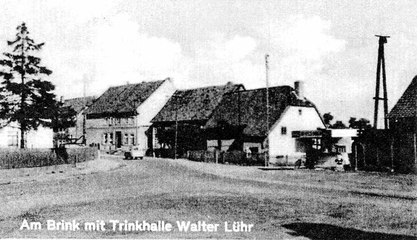 Am Brink mit Trinkhalle Walter Lühr (Wird bei Klick vergrößert)