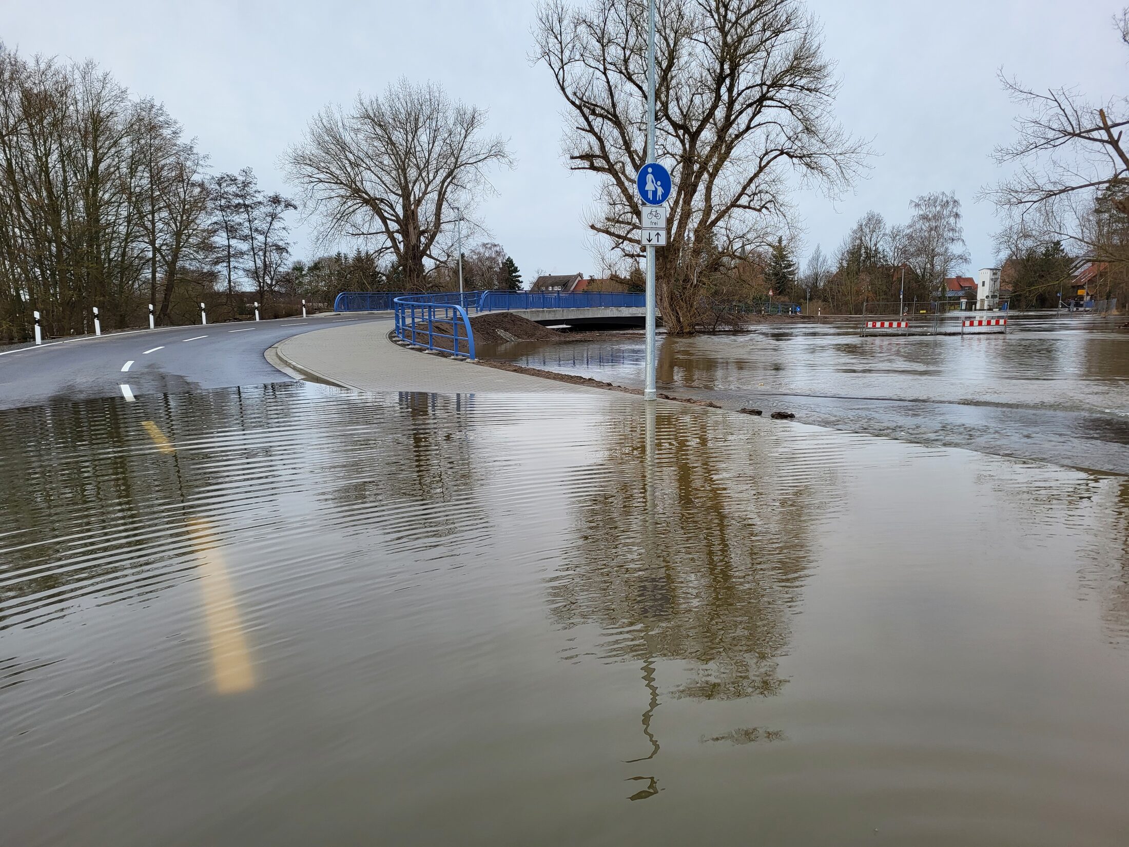 Fischerbrücke in Leiferde (Wird bei Klick vergrößert)