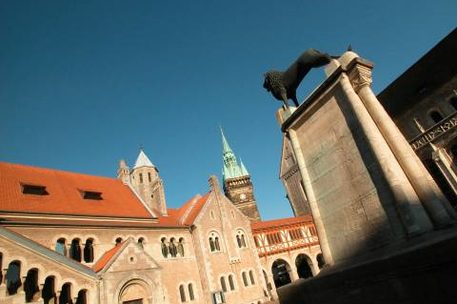 Burg Dankwarderode mit dem Löwen und dem Rathaus
