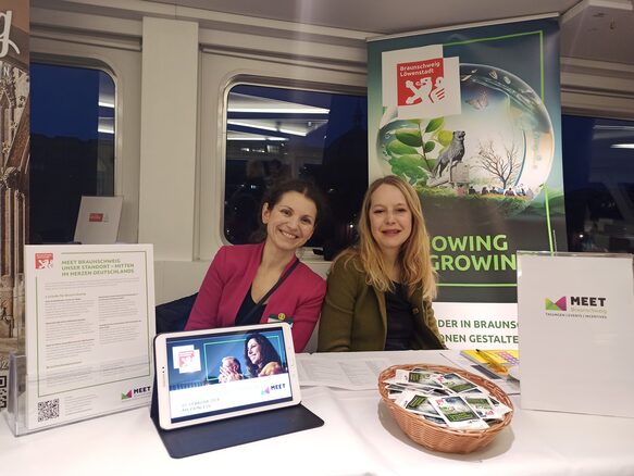 Messe-Stand beim Branchentreff in Hamburg (Wird bei Klick vergrößert)