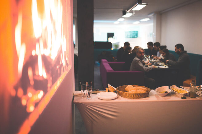 VirtuaLounge (Wird bei Klick vergrößert)