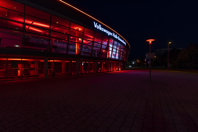 Außenansicht Volkswagen Halle (Wird bei Klick vergrößert)