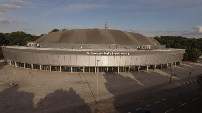 Außenansicht Volkswagen Halle (Wird bei Klick vergrößert)