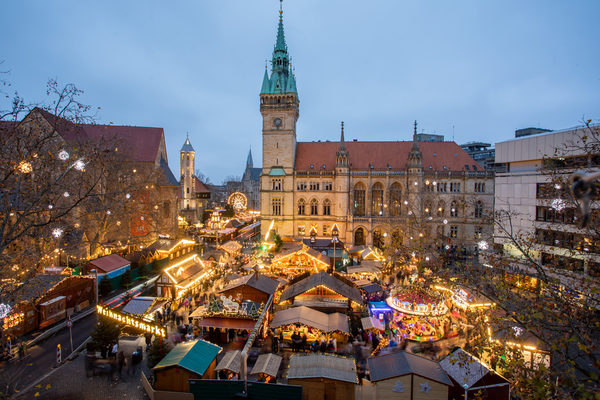 35 erfolgreiche Markttage: Der Braunschweiger Weihnachtsmarkt schließt morgen um 20:00 Uhr seine Pforten. (Wird bei Klick vergrößert)