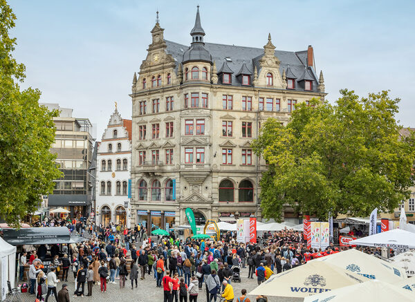 Viel los war auf dem Marktplatz der Vereine, auf dem zahlreiche Vereine ihren Lieblingssport und ihr Angebot präsentiert haben. (Wird bei Klick vergrößert)