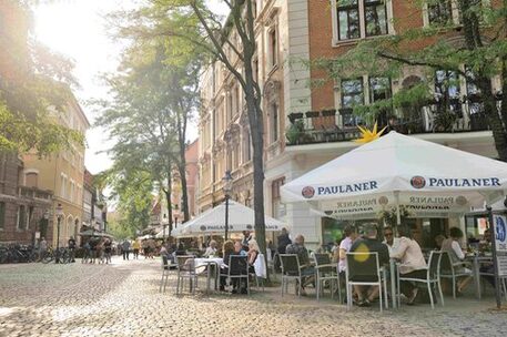 Auswärts essen und trinken: Ab dem 1. April sind die Freisitzflächen in der Innenstadt eröffnet.
