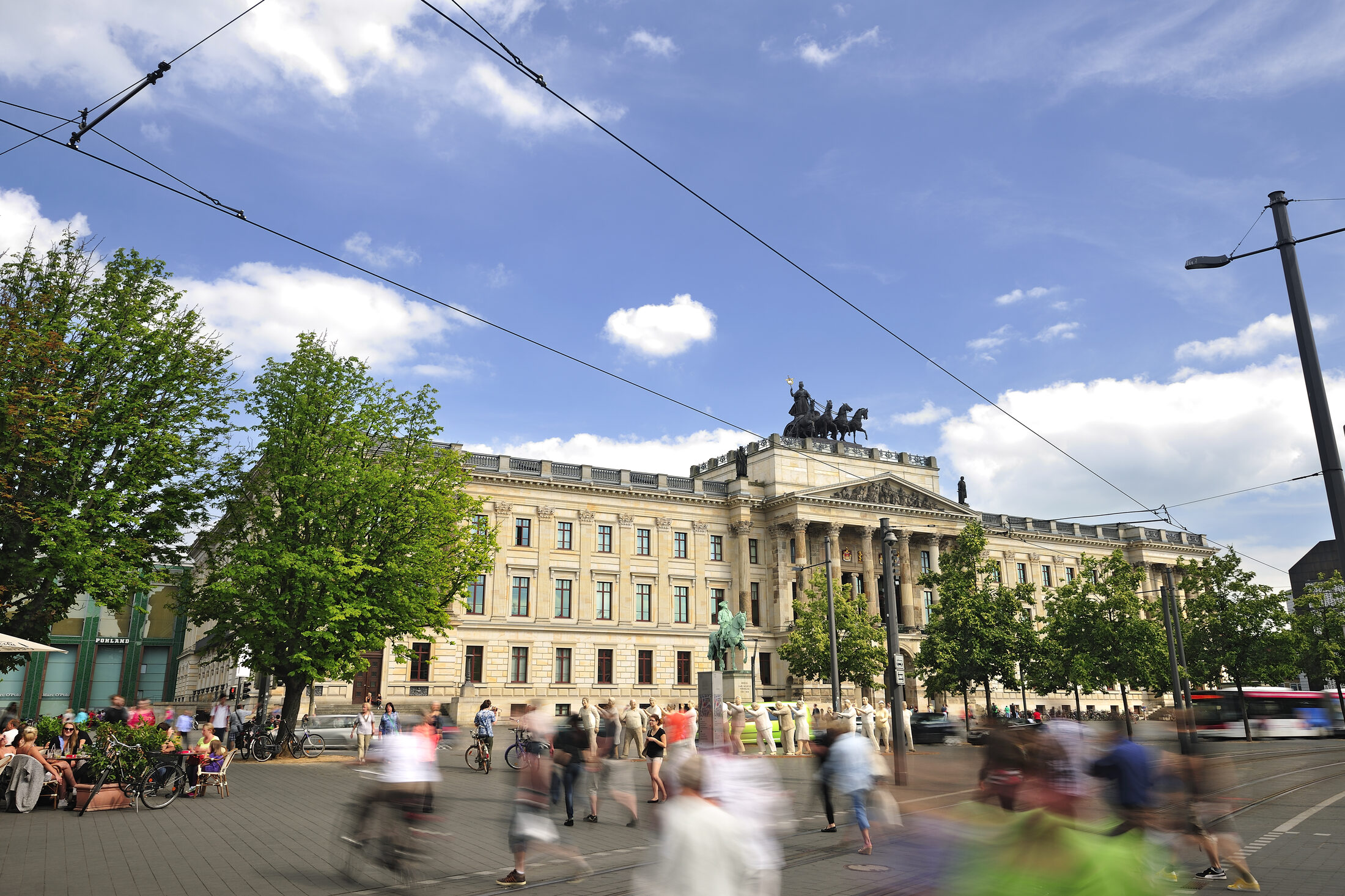 Das Residenzschloss (Wird bei Klick vergrößert)