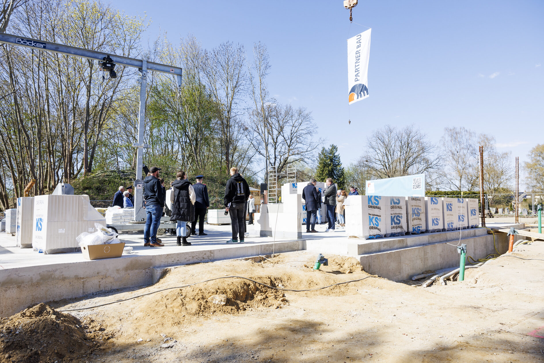 Grundsteinlegung FFW Stöckheim (Wird bei Klick vergrößert)