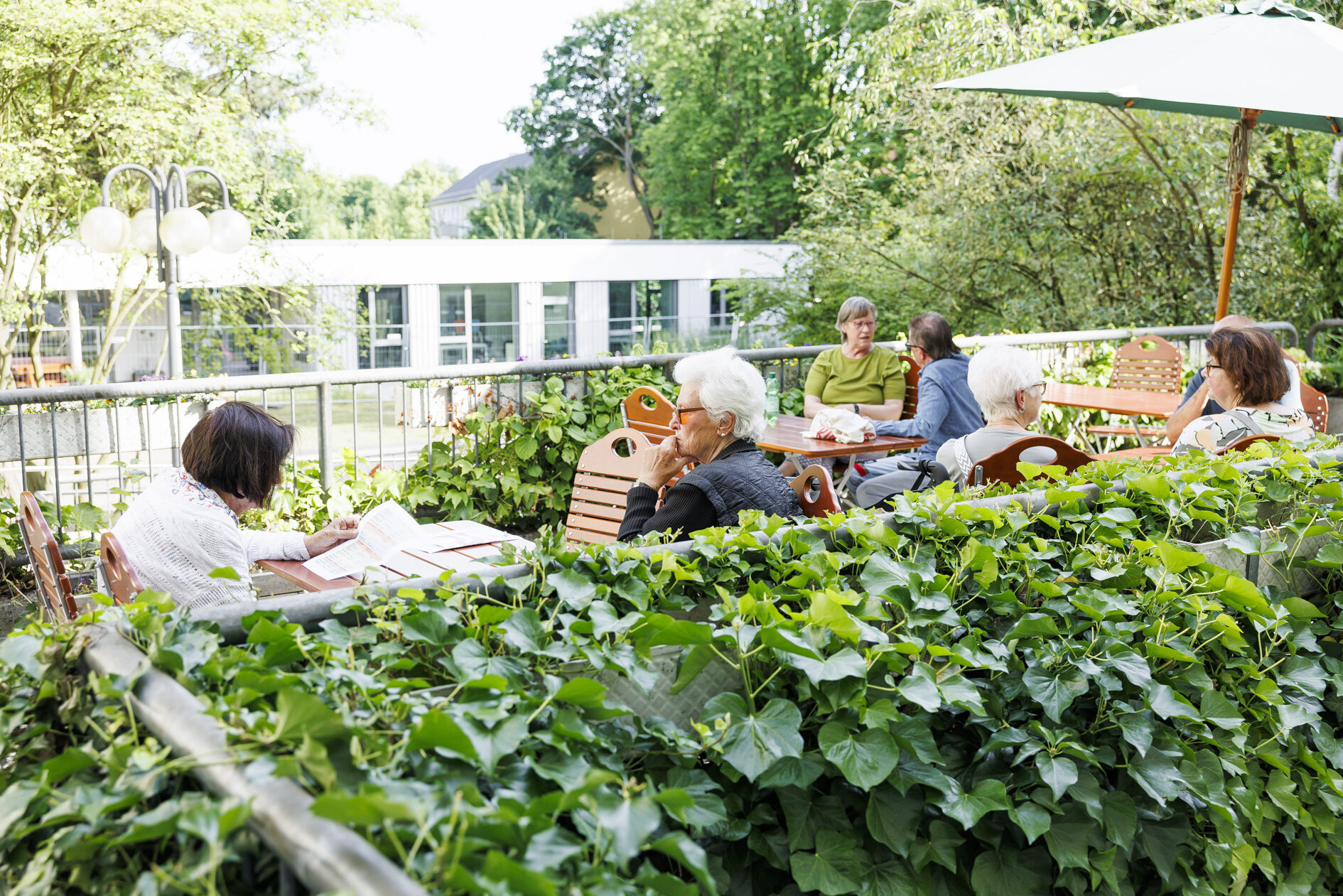 Das Bild zeigt die Terrasse im KPW (Wird bei Klick vergrößert)