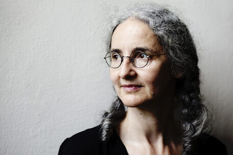 Das Bild zeigt Carola Bauckholt