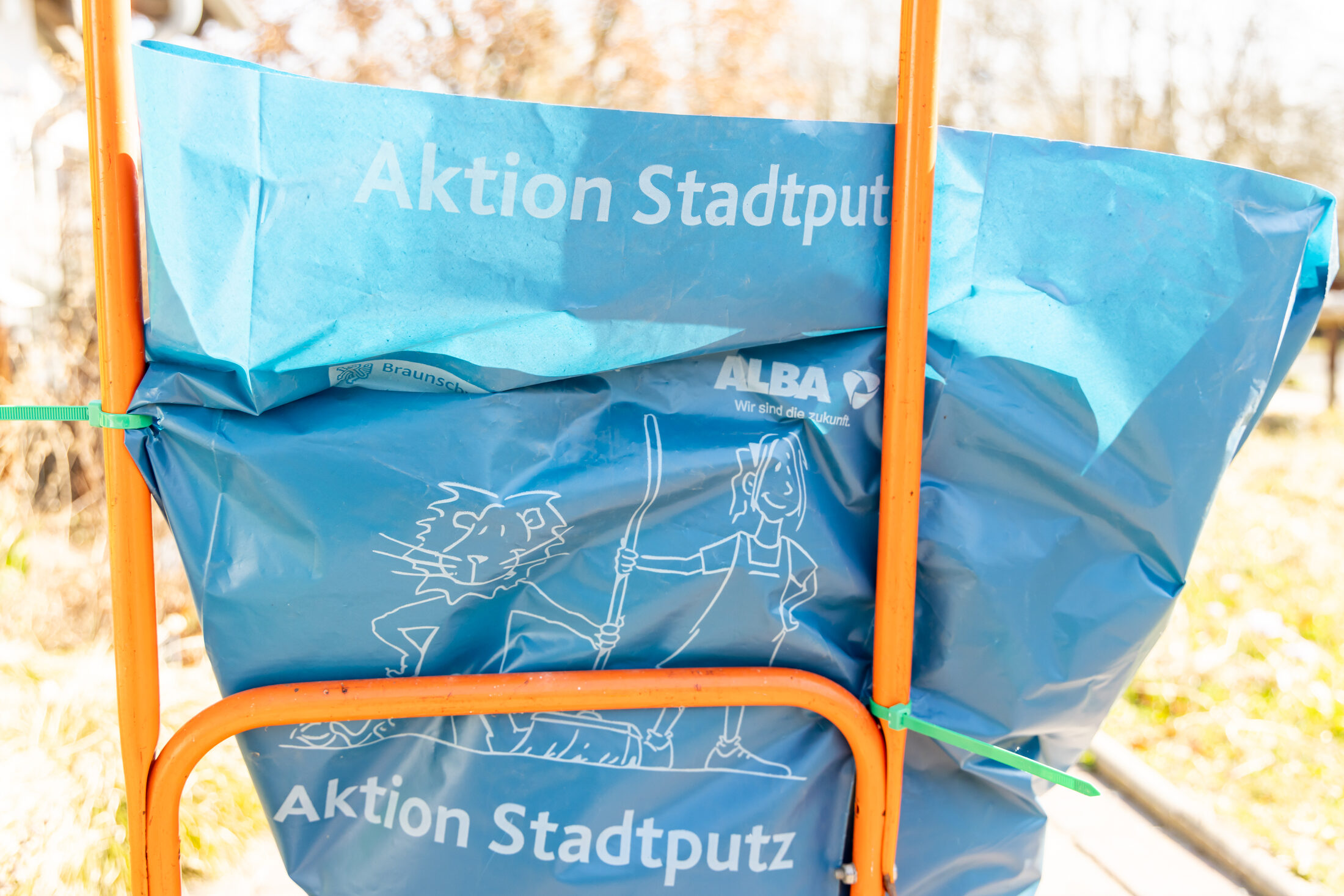 Stadtputz am NaturErlebnisZentrum Hondelage. (Wird bei Klick vergrößert)