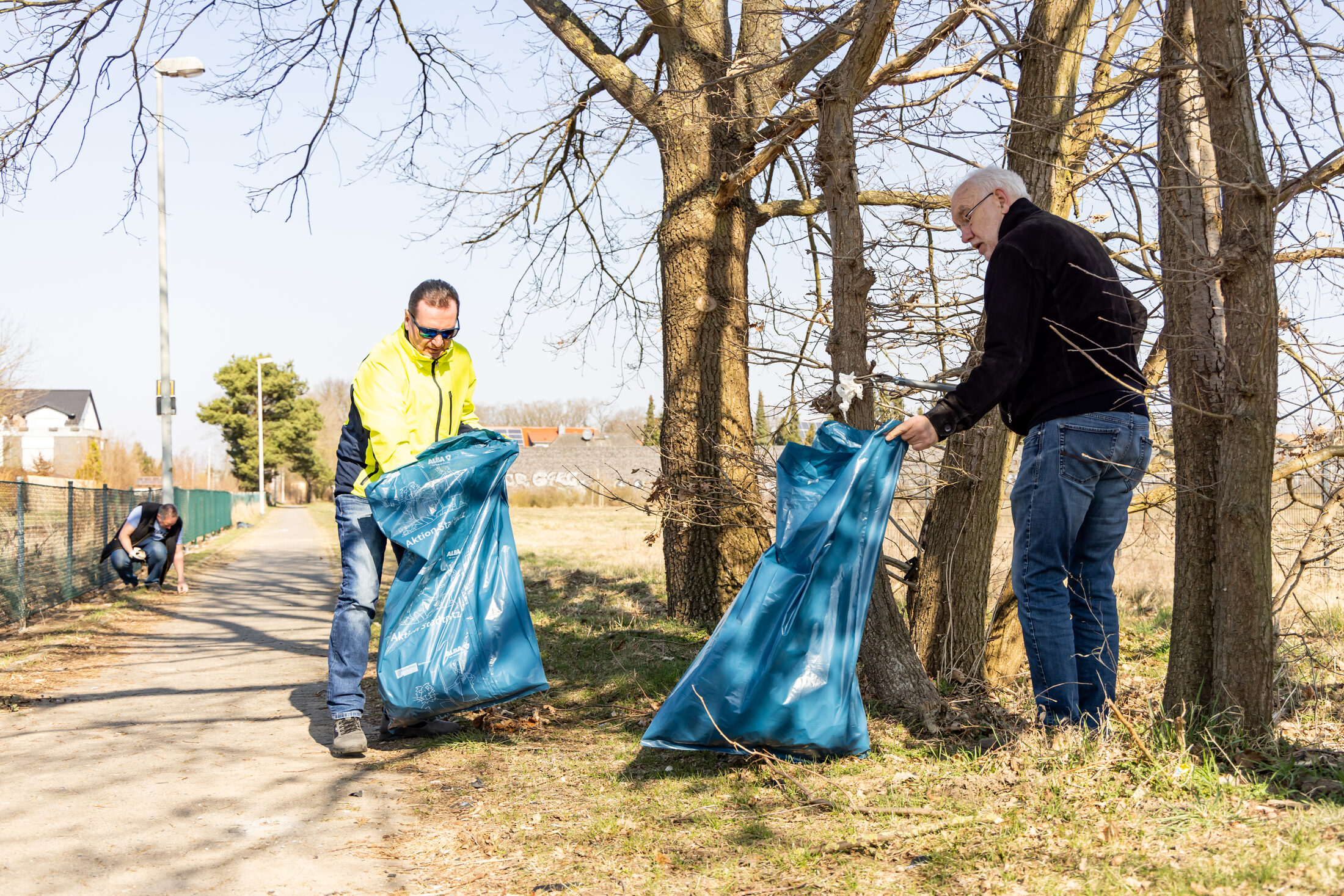 Auch in Bienrode wurde fleißig Müll gesammelt. (Wird bei Klick vergrößert)