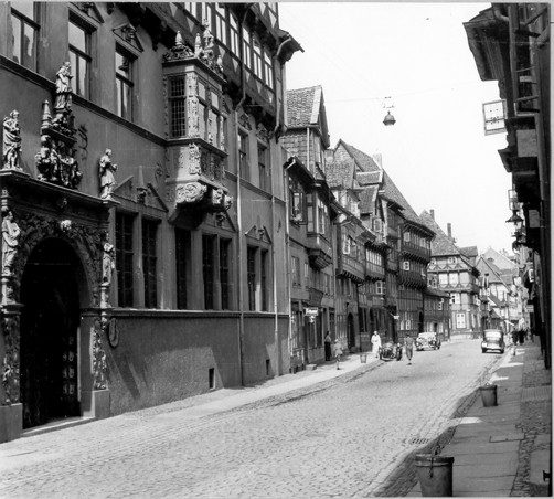 Reichsstraße um 1936 (Wird bei Klick vergrößert)