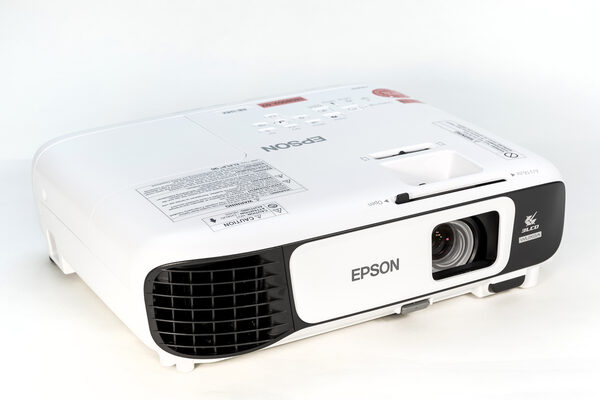 Epson  EB-U42 (Wird bei Klick vergrößert)