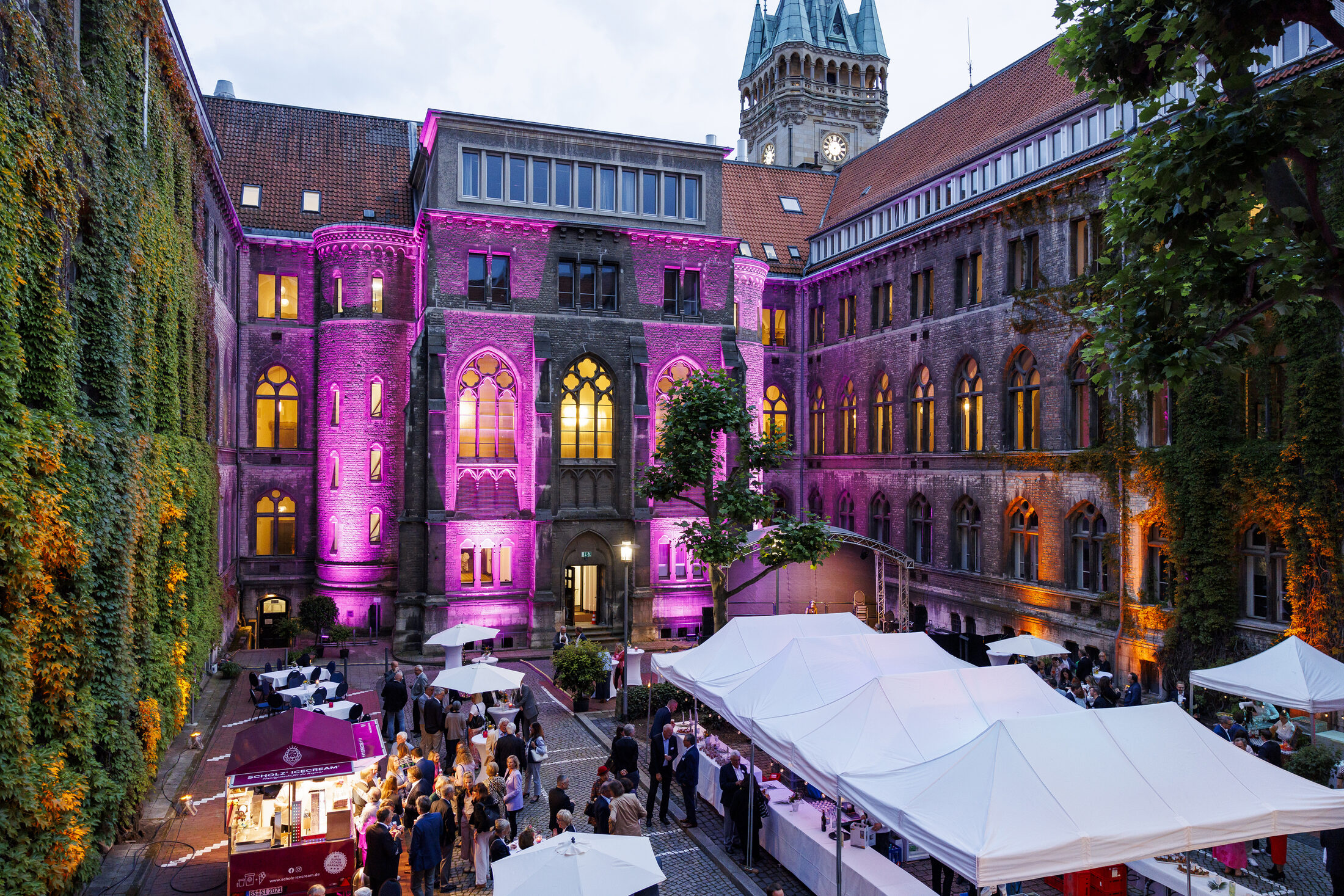 Sommerfest (Wird bei Klick vergrößert)