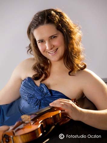 Marie-Christine Klettner, Violine (Wird bei Klick vergrößert)
