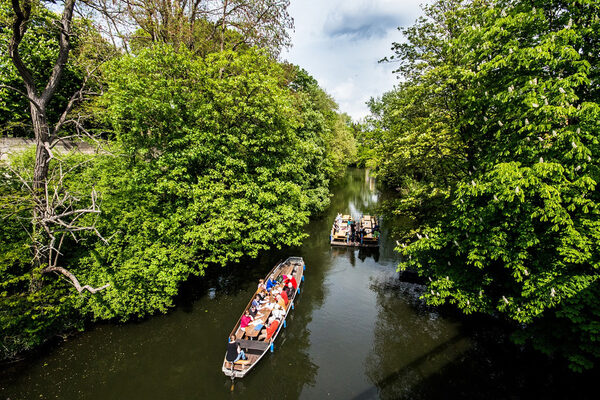 Die Okerstadt vom Wasser aus (Wird bei Klick vergrößert)