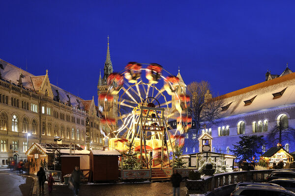 Nostalgisches Riesenrad auf dem Weihnachtsmarkt (Wird bei Klick vergrößert)