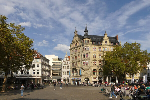 Kohlmarkt nach Nordosten (Wird bei Klick vergrößert)