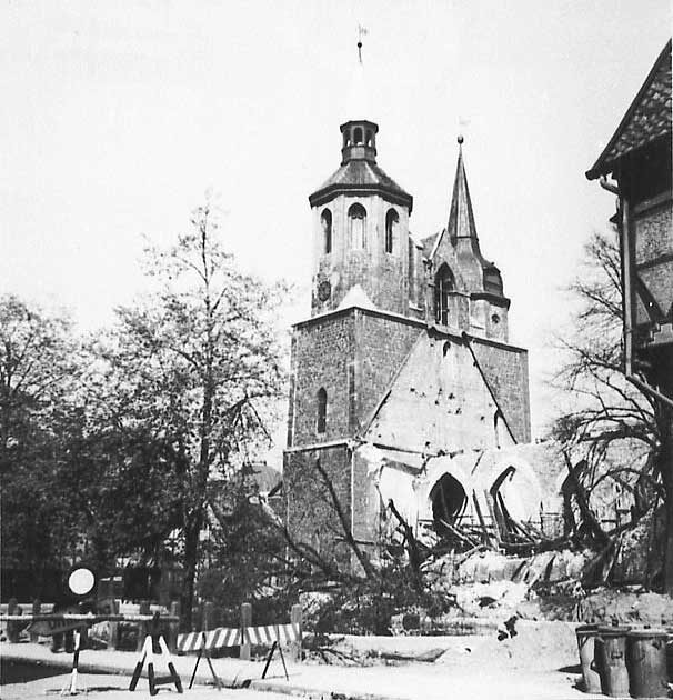 Magnikirche 1945 (Wird bei Klick vergrößert)
