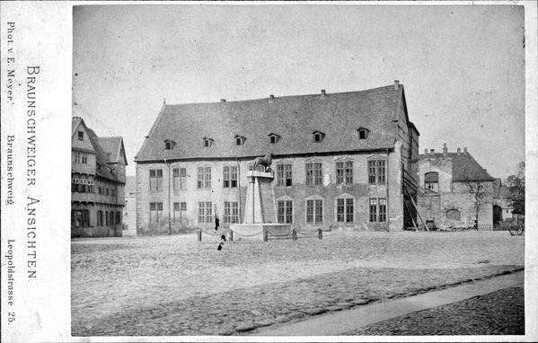 Burg 1880 (Wird bei Klick vergrößert)