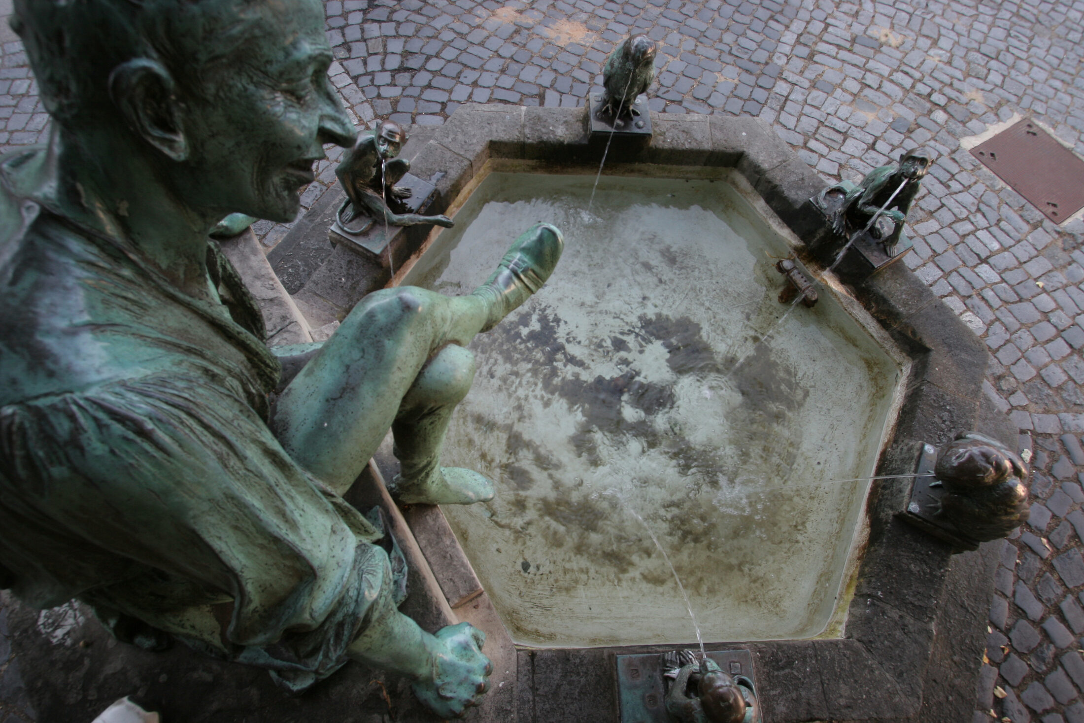 Eulenspiegelbrunnen (Wird bei Klick vergrößert)