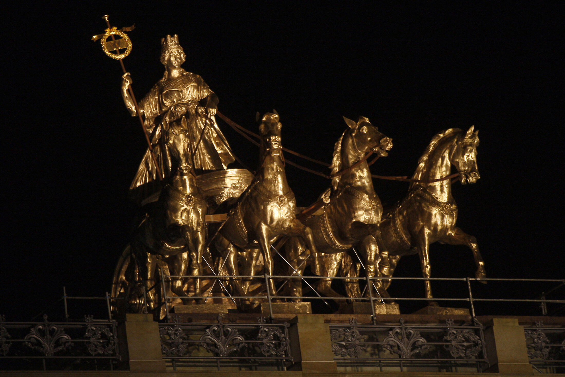 Quadriga des Braunschweiger Residenzschlosses (Zoom on click)