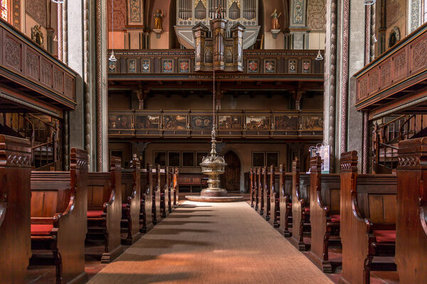 Die Innenansicht der Kirche St. Stephani (Wird bei Klick vergrößert)