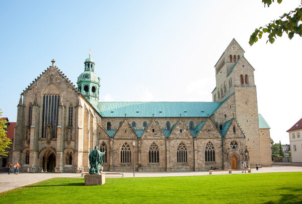 Dom zu Hildesheim. (Wird bei Klick vergrößert)