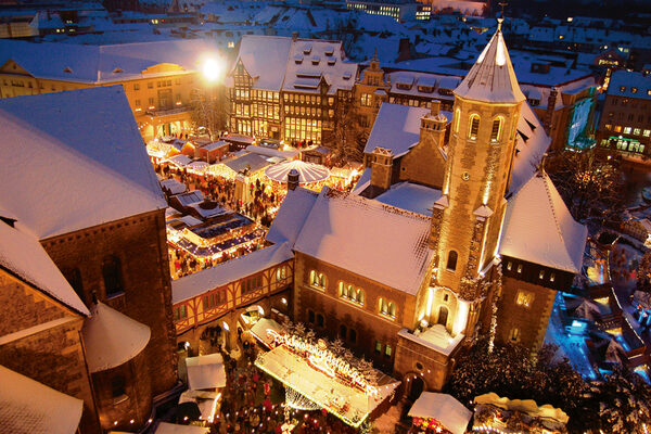 Blick vom Rathaus (Wird bei Klick vergrößert)