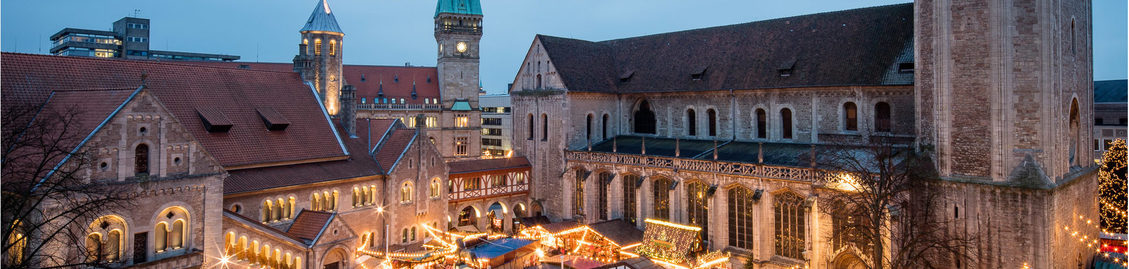 Weihnachtsmarkt 2019: Blick auf die Burg Dankwarderode
