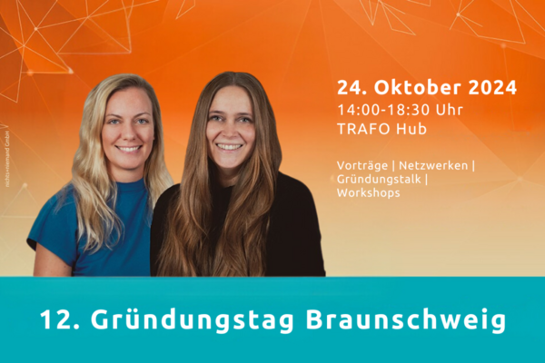 Das Bild zeigt zwei Frauen, die in die Kamera lächeln. (Wird bei Klick vergrößert)